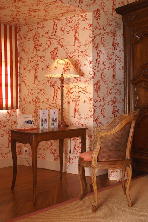 Chateau De Reignac Hotel Стая снимка