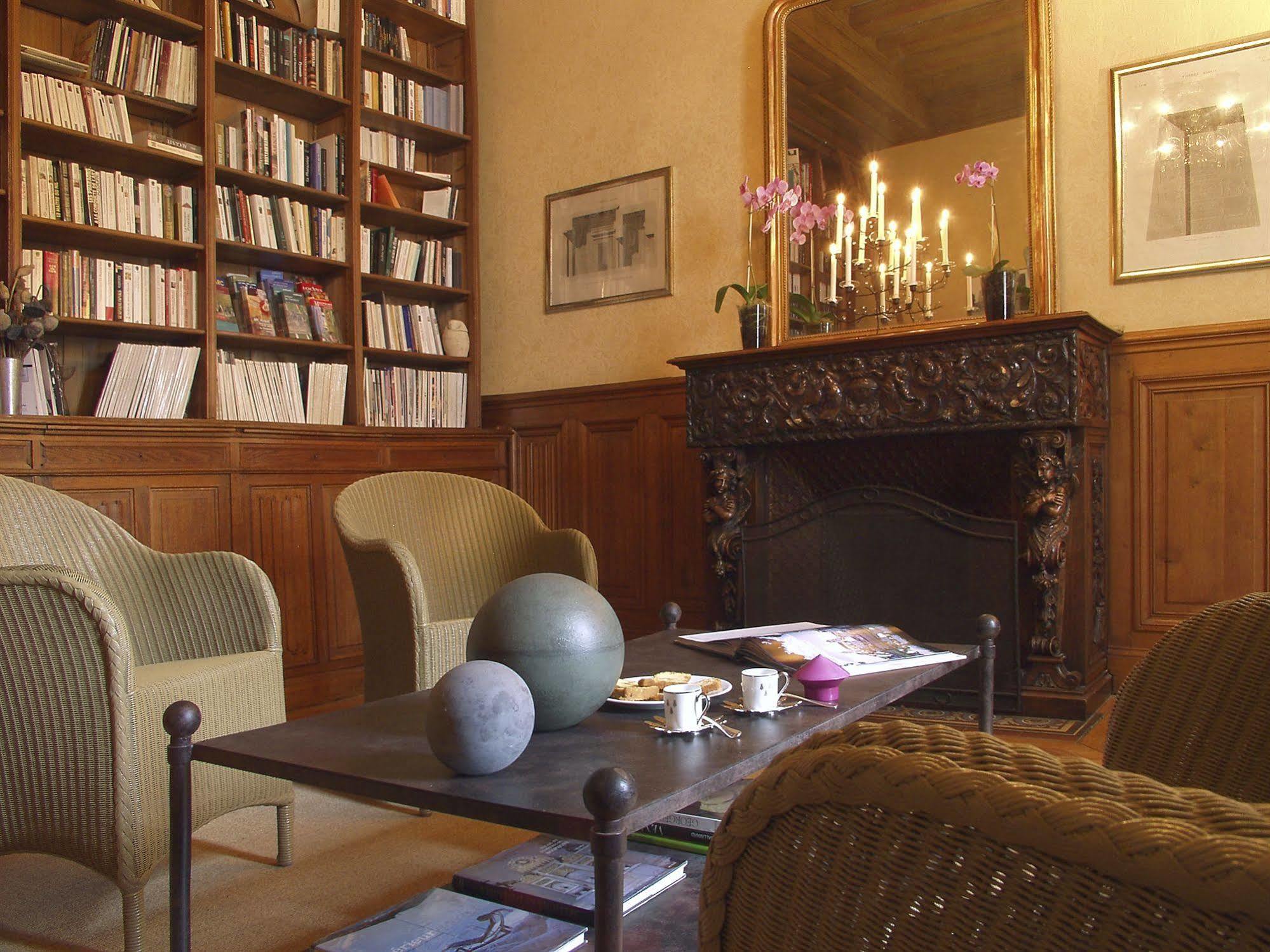 Chateau De Reignac Hotel Екстериор снимка